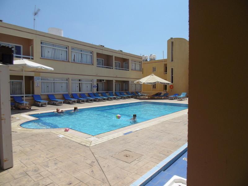 Nick'S Hotel Apartments Ayia Napa Bagian luar foto